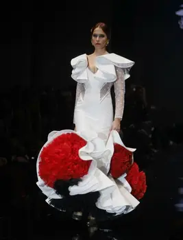 Iliuzija ilgomis Rankovėmis Undinė Prom Dresses 2023 Ruffles Pakopų Falda de Flamenca Ispanija Balta ir Raudona Vakaro Proga Suknelė
