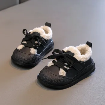 Berniukų ir mergaičių šiltas medvilnės batai žiemą pliušinis vaikų batai 2024 naujas minkštas soled kūdikių pliušinis batus vaikų ėriukų pupelių batai